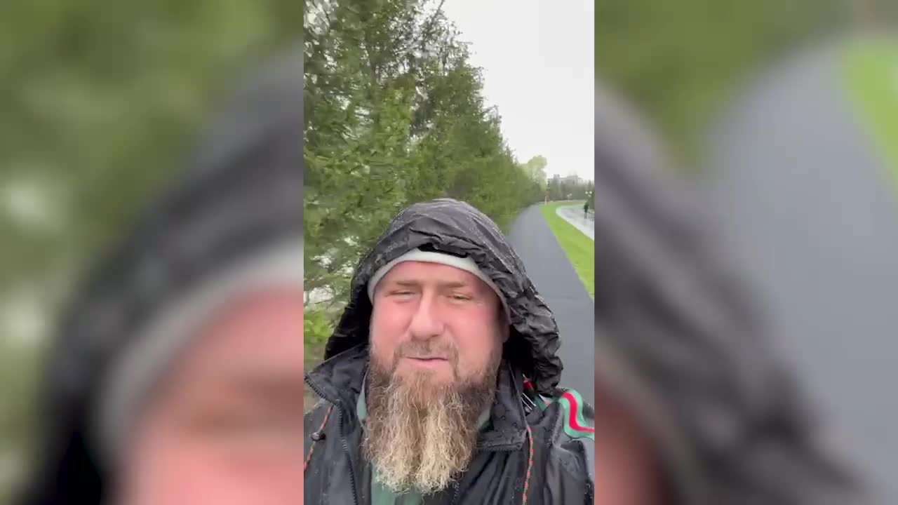 Так что со "смертью" Кадырова? На видео он уверяет, что дождь его бодрит, но в тот день в Москве и Грозном осадков не было
