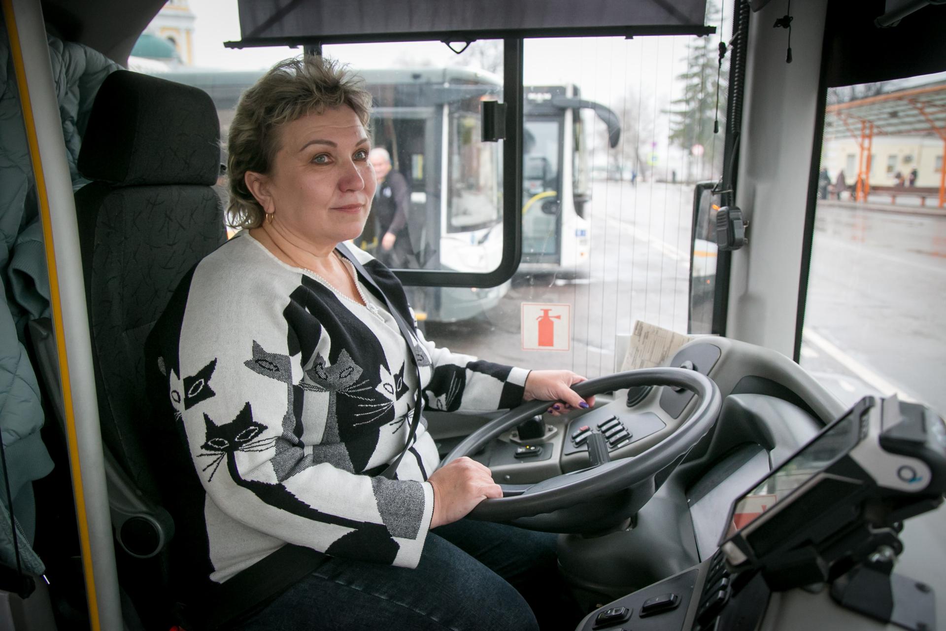 Девять лет управляет коломенскими автобусами большого класса Надежда Шашкова