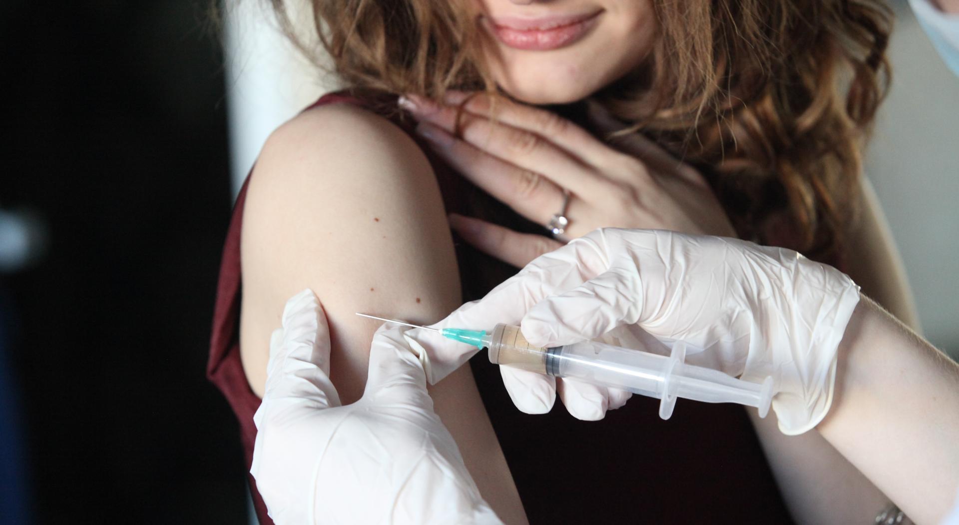В Одинцовском округе заработала горячая линия по вопросам вакцинации