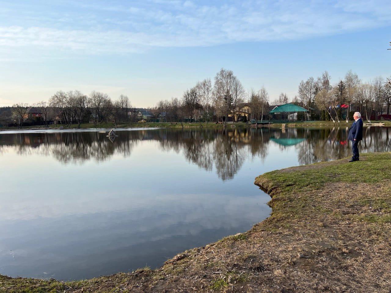 В Одинцовском округе провели уборку территории Солмановского пруда