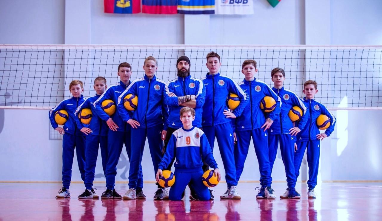 Дубненская команда волейболистов вышла в финал Первенства России