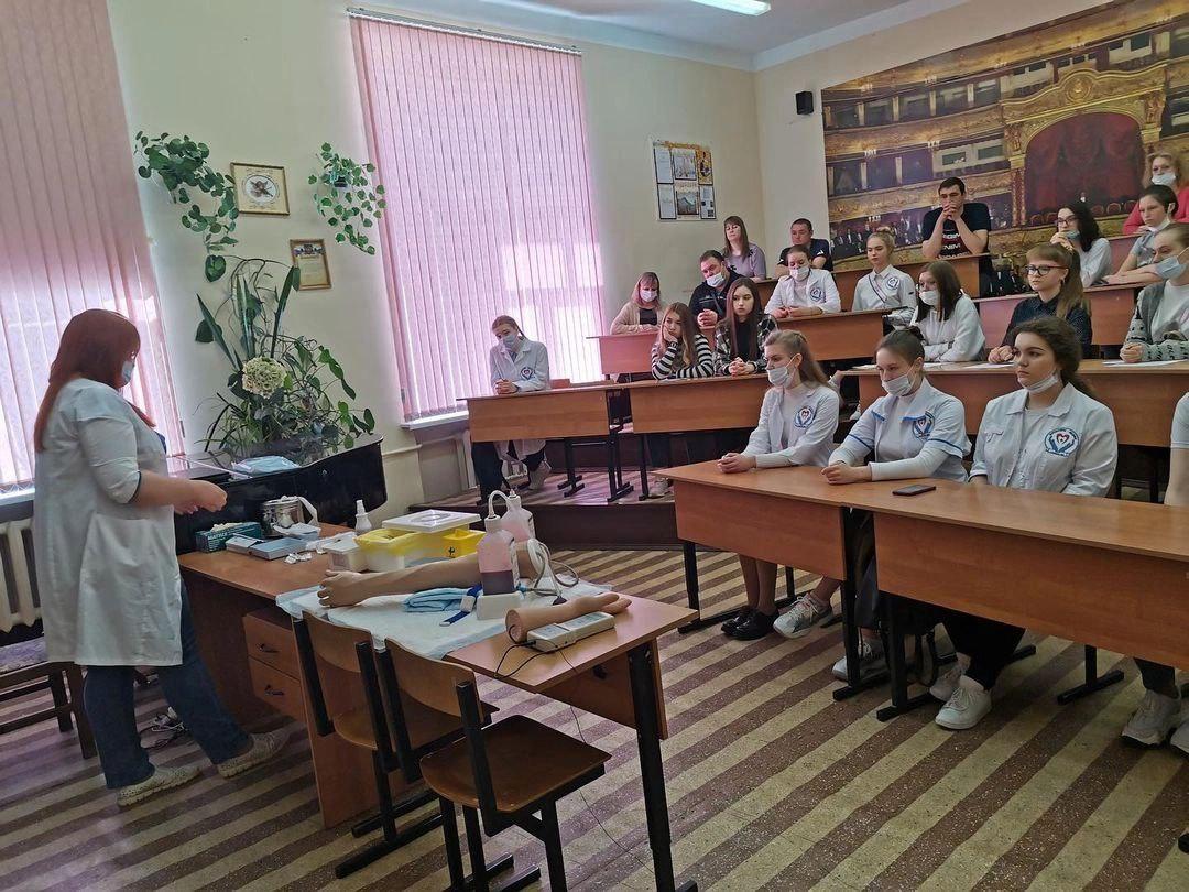 Медицинский класс презентуют в коломенской гимназии № 9 для учеников средних классов