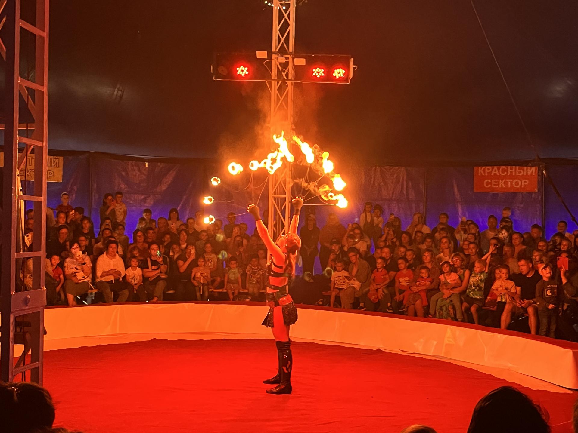 Гастролирующий цирк впервые выступил в поселке Шаховская