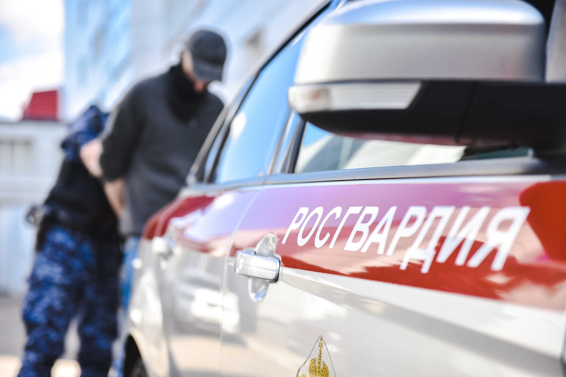 Сотрудники Росгвардии Московской области задержали подозреваемого в краже электрических устройств