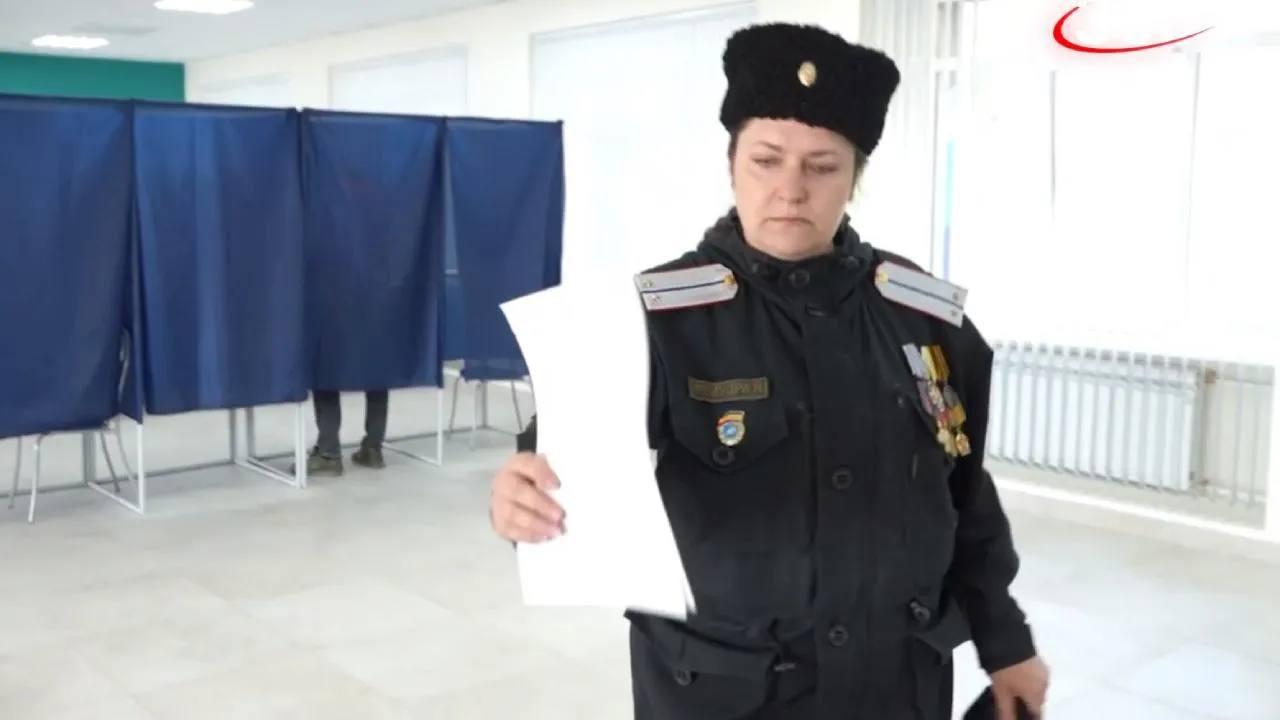 «Мы счастливы, что вошли в состав РФ». Дончанка проголосовала на выборах в ДНР