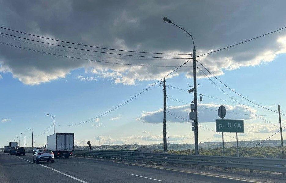 На федеральной трассе М-2 «Крым» закрывается движение на мосту через реку Оку
