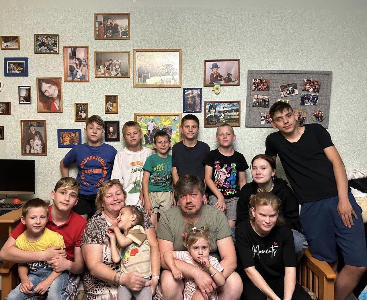 Жители Одинцовского округа приняли в свои семьи 11 детей