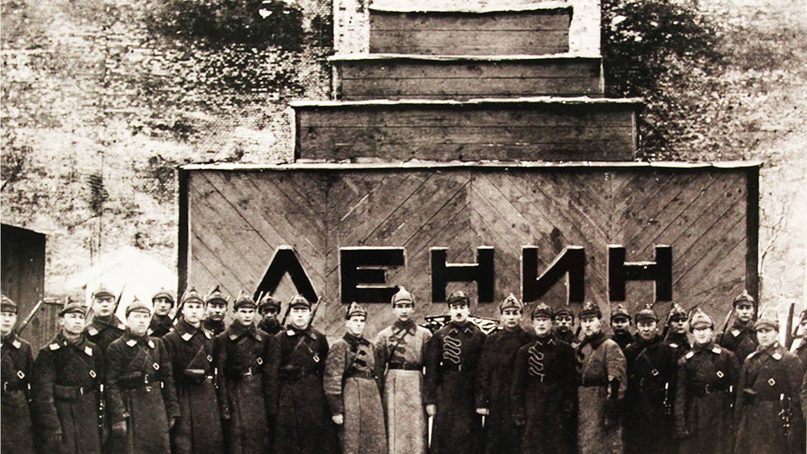 Саркофаг с телом Ленина не уберут из Мавзолея во время ремонта