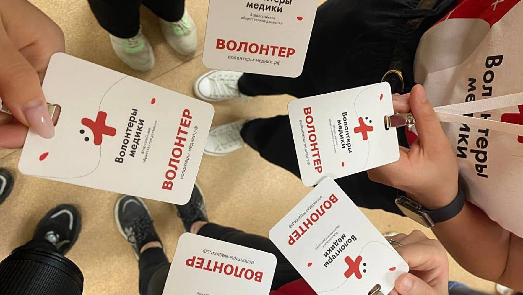 На Ямале утвердили награду для волонтёров, в городах округа реализуется экологический проект, в Салехарде откроют школу резьбы по кости