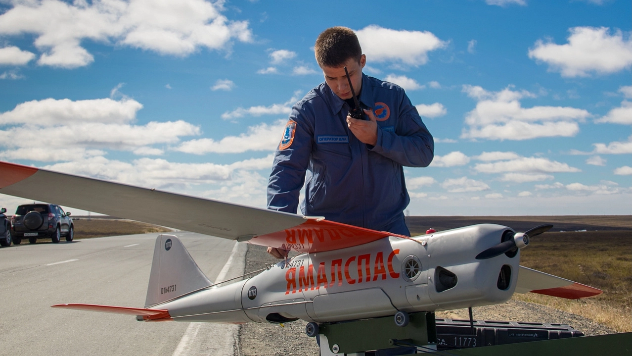 Ямальские спасатели следят за паводком с помощью дронов