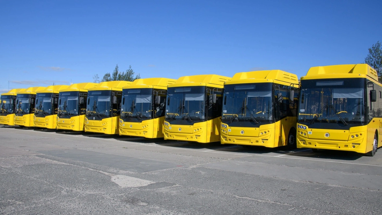 Ноябрьский автопарк пополнился девятью экоавтобусами
