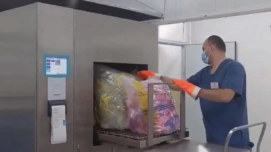 В горбольнице Ноябрьска начали перерабатывать медицинские отходы в бытовые