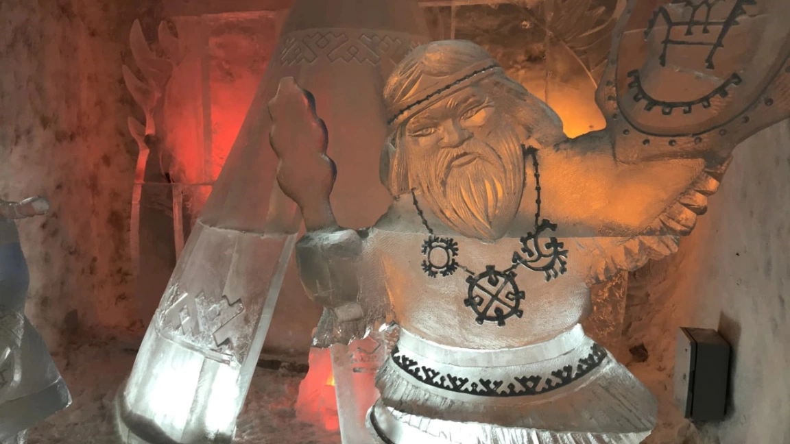 В мерзлотнике поселятся ледяные древности, синоптики рассказали о морозах на Новый год, а губернатор ответит на вопросы северян в день рождения региона. Новости ЯНАО за 5 декабря