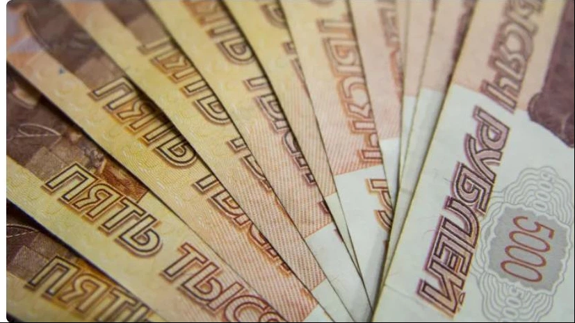 В Ноябрьске организация не выплачивала зарплату сотрудникам и накопила долг в 1,7 млн рублей