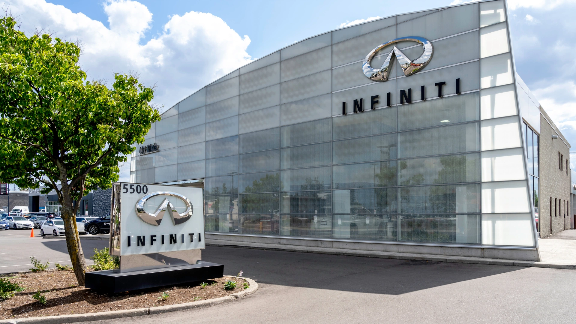 Японский производитель автомобилей Infiniti уйдёт из России