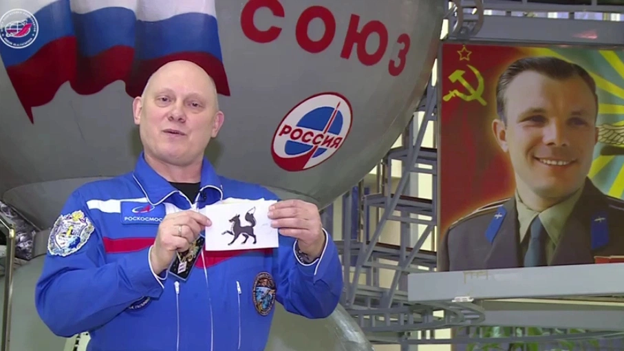 Поклонник консервов от Салехардского комбината космонавт Олег Артемьев пообещал приехать на Ямал