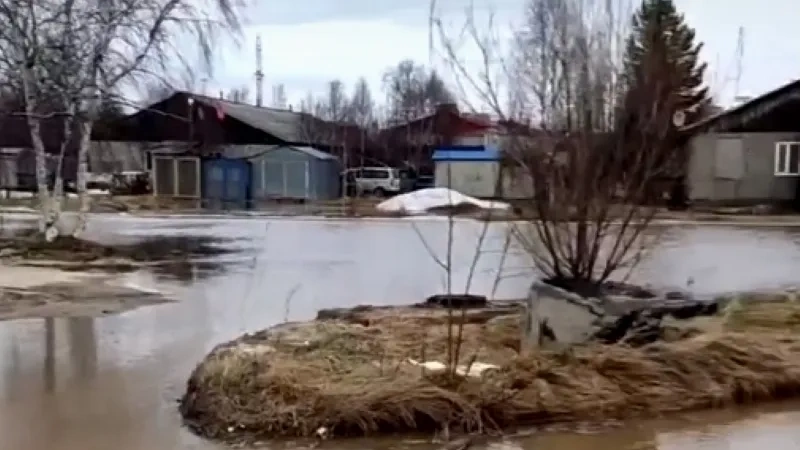 В Ноябрьске затопило микрорайон УТДС