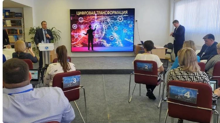 Ямальцы первыми в стране освоят суперсервис «Моя школа»