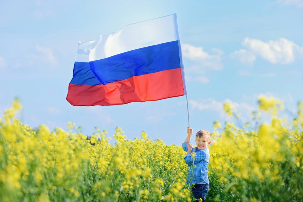 В городах ЯНАО завершилось празднование Дня России