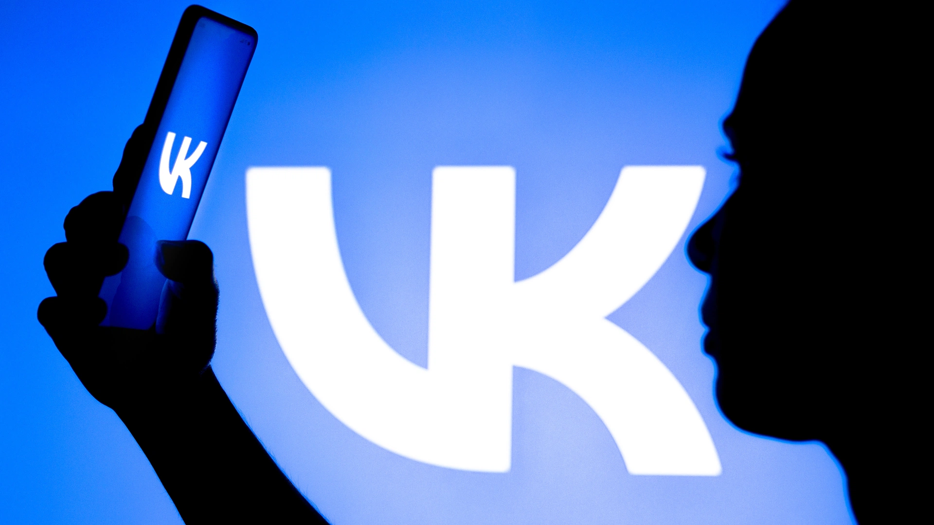 «ВКонтакте» могут объединить с Госуслугами