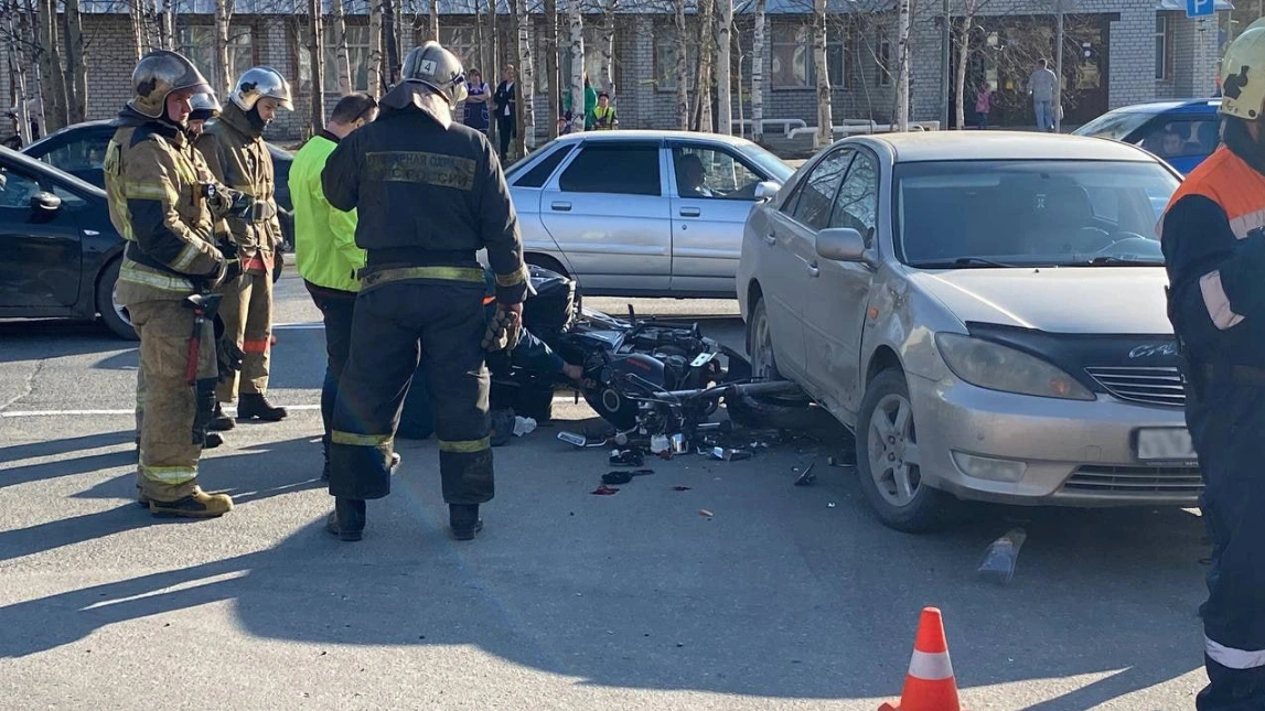 Госавтоинспекция ЯНАО: водитель, сбивший в Ноябрьске мотоциклиста, лишится прав за нетрезвое вождение