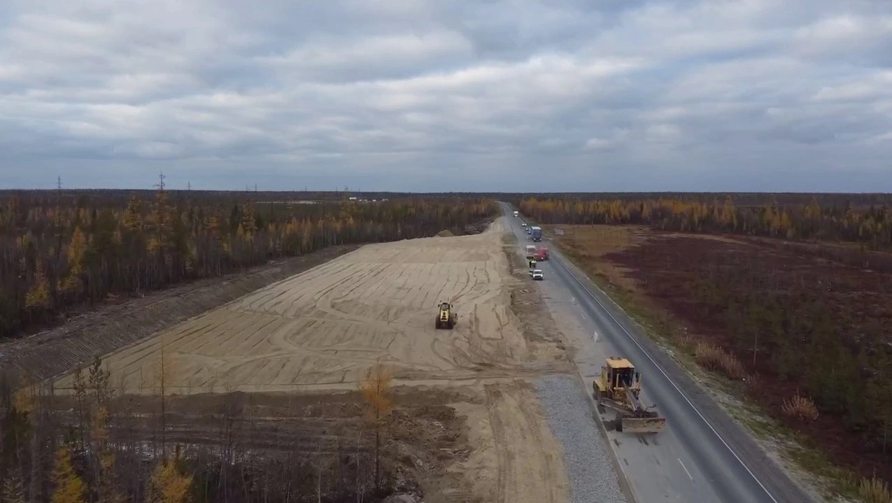 На трассе от границы округа до Губкинского обустраивают площадки для отдыха водителей